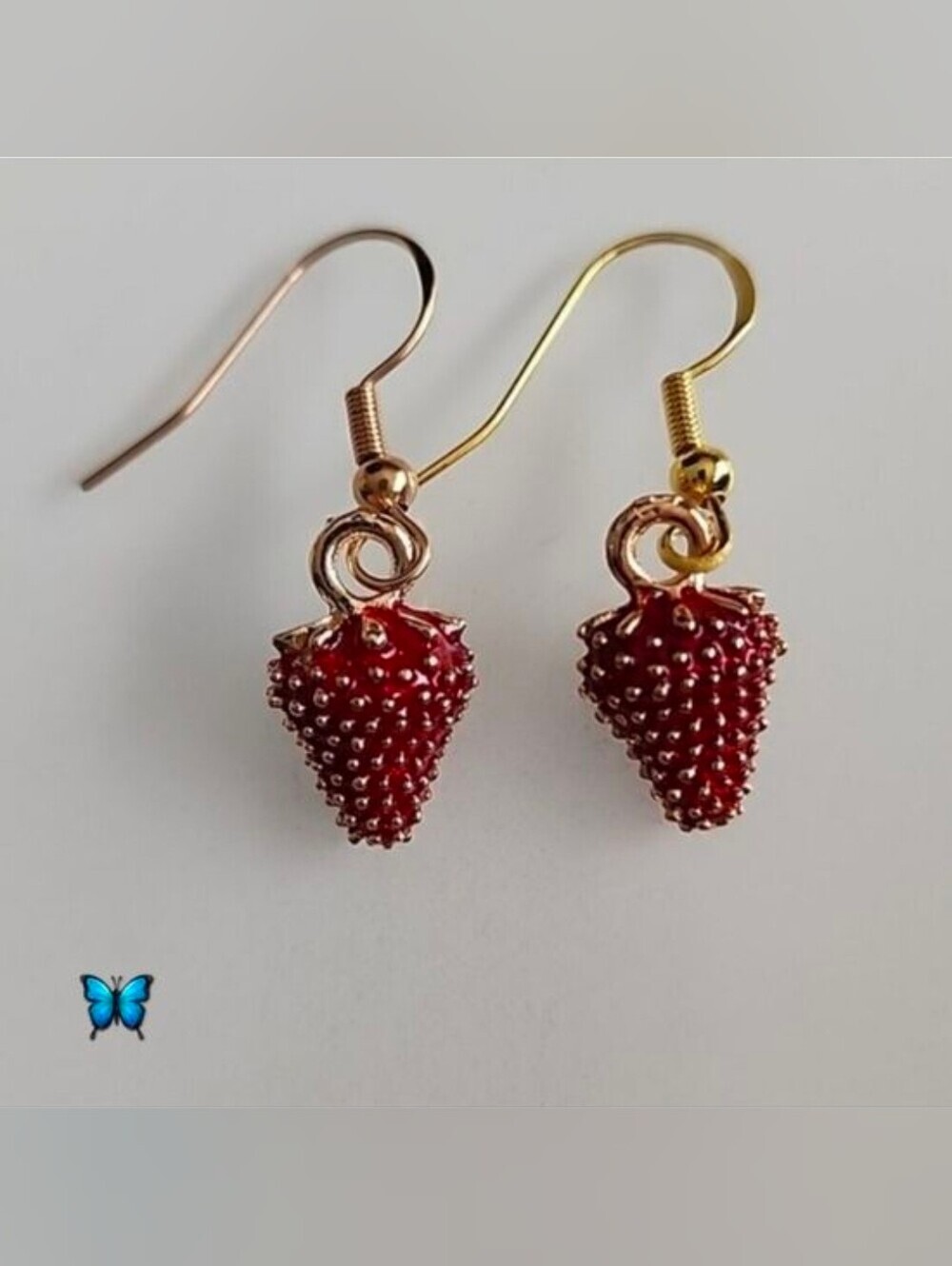 REALISTIC Strawberry Gold Plated 925S Post Earrings